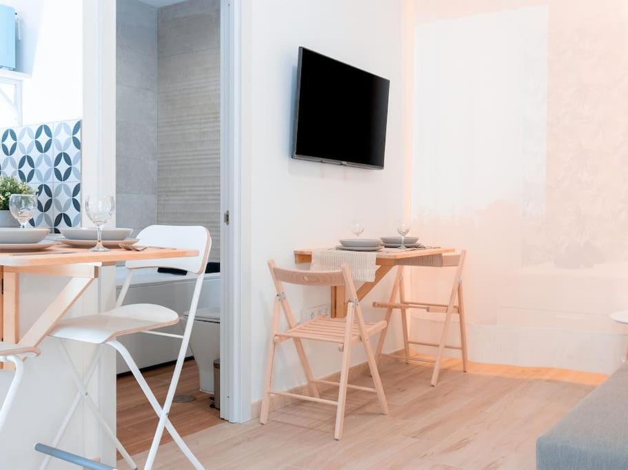 Acogedor Estudio En Triana Con Jacuzzi Y Wifi إشبيلية المظهر الخارجي الصورة