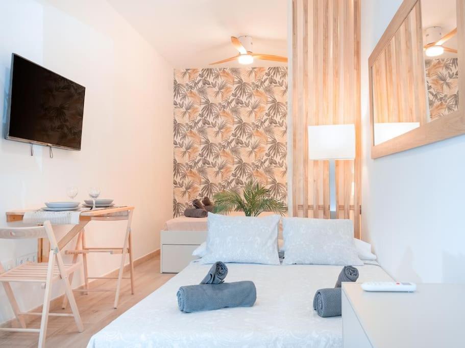 Acogedor Estudio En Triana Con Jacuzzi Y Wifi إشبيلية المظهر الخارجي الصورة